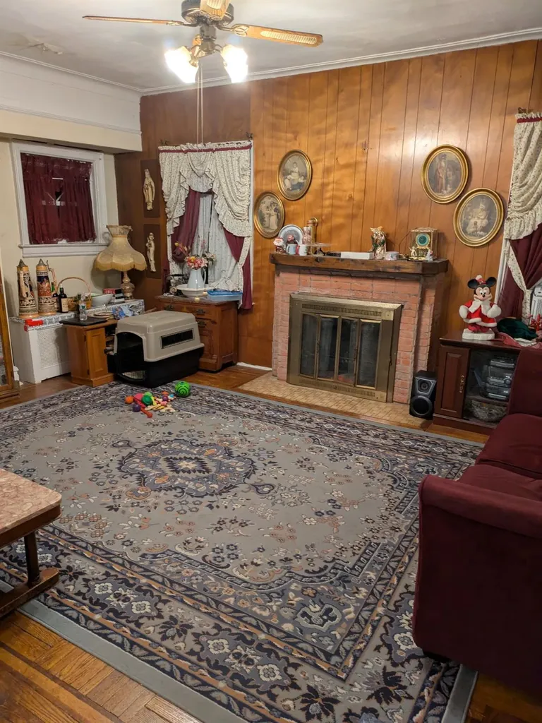 16023 28th Avenue Flushing NY 11358