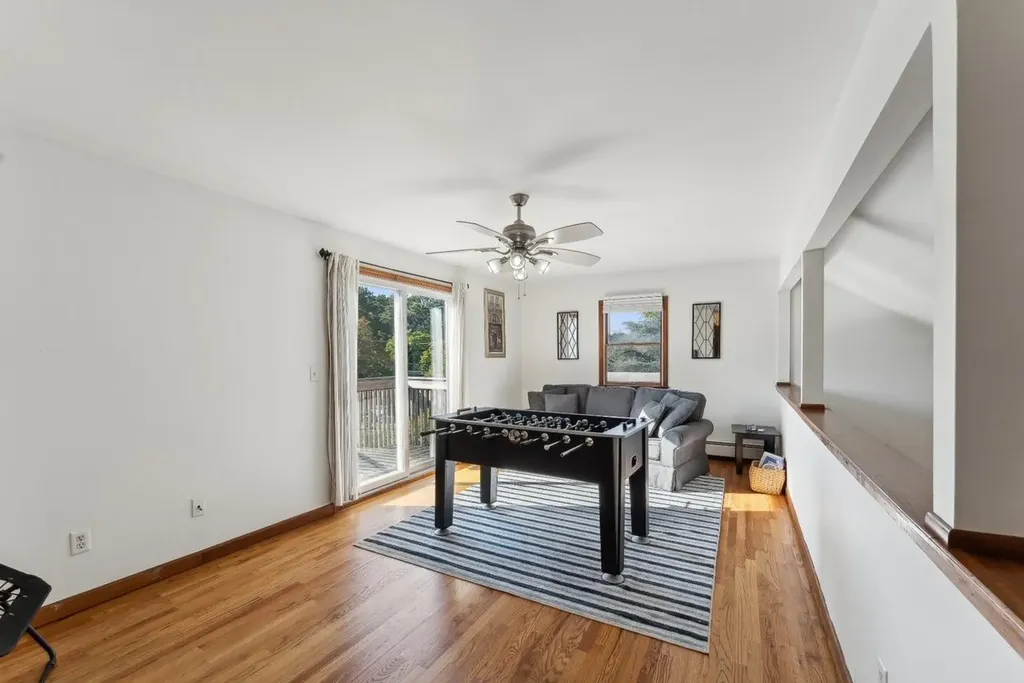20 Magee Drive Southampton NY 11968
