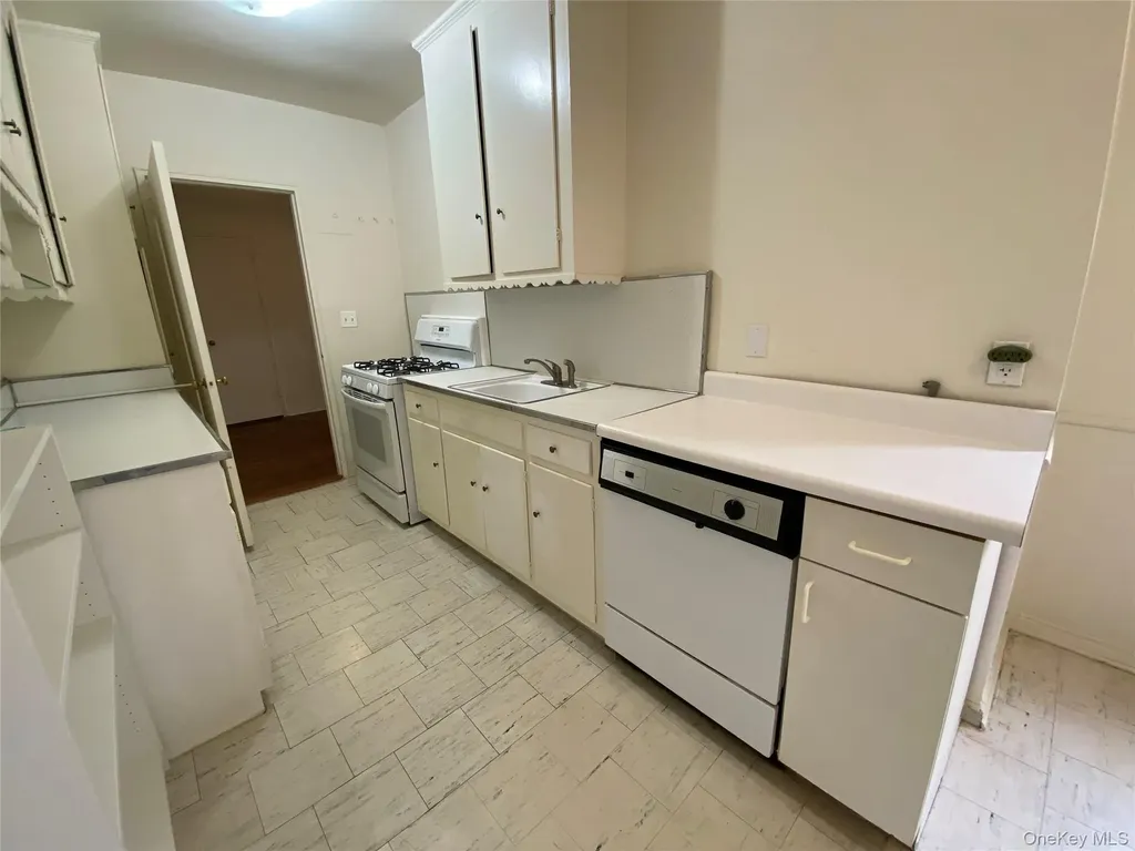501 Riverdale Avenue Yonkers NY 10705