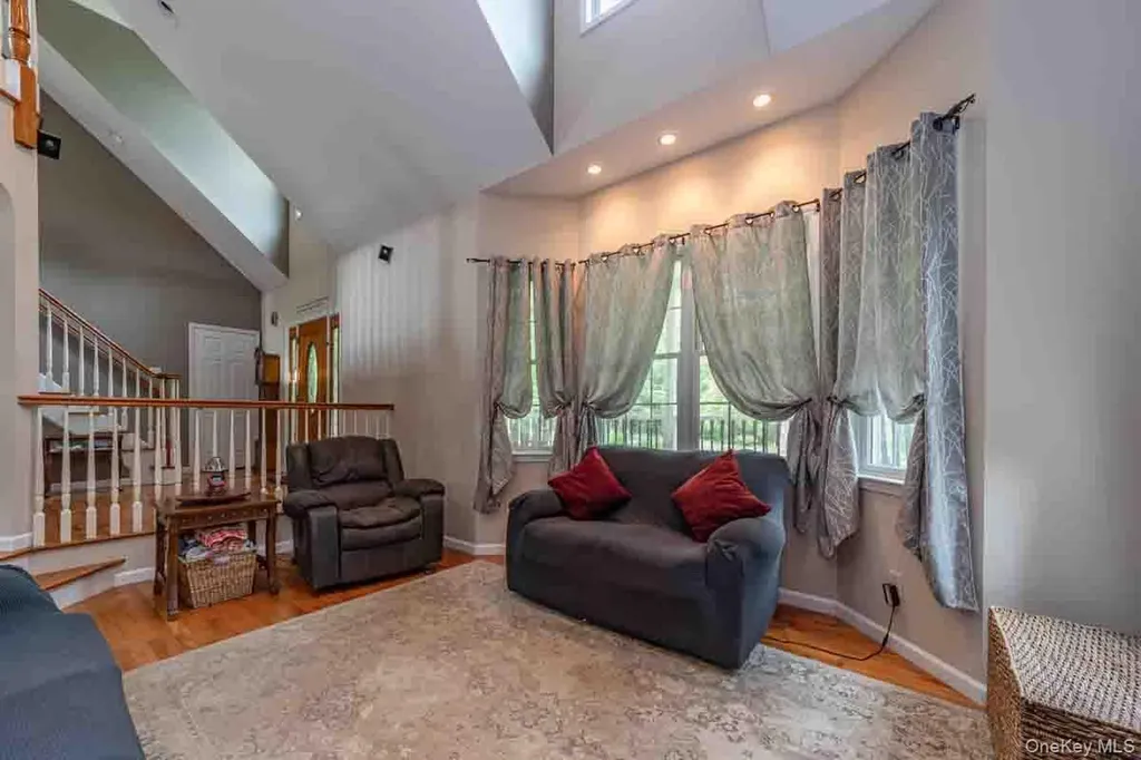 135 Browns Road Walden NY 12586
