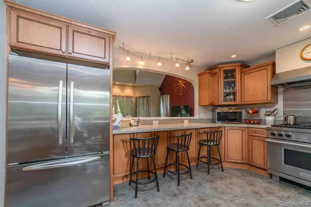 135 Browns Road Walden NY 12586