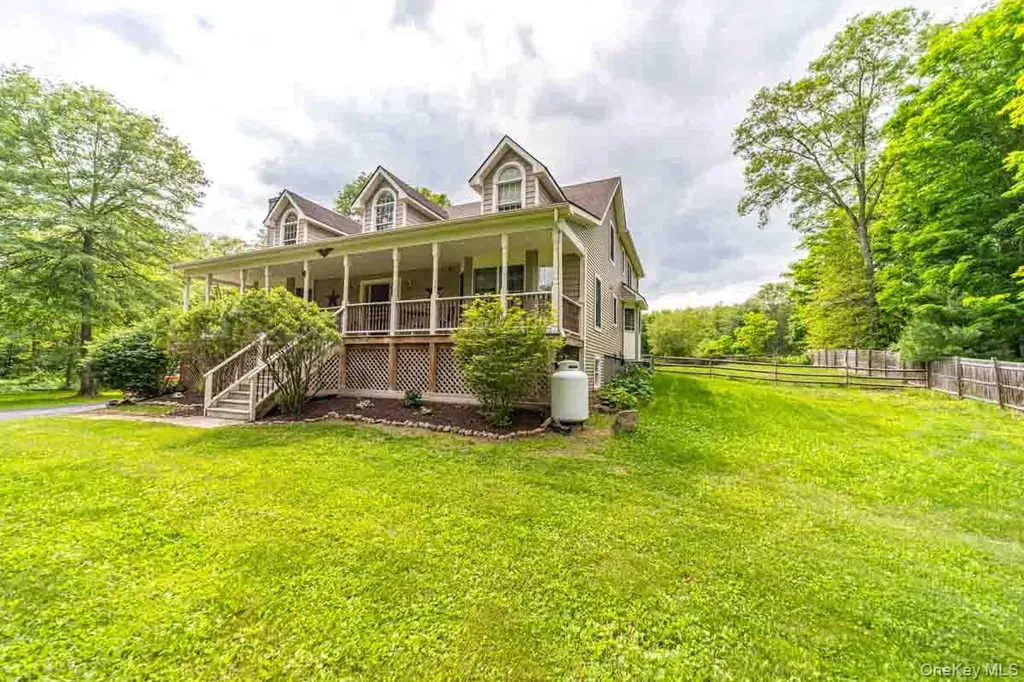135 Browns Road Walden NY 12586