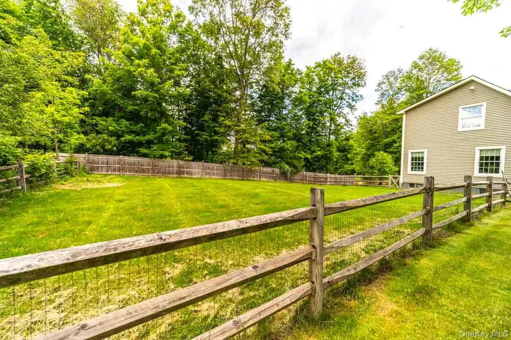 135 Browns Road Walden NY 12586