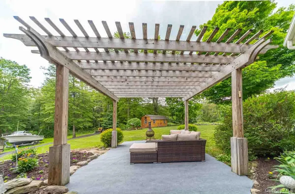 135 Browns Road Walden NY 12586