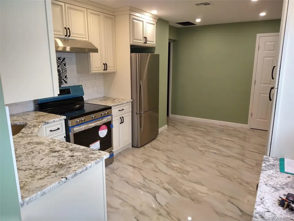 708 Anderson Avenue Franklin Square NY 11010