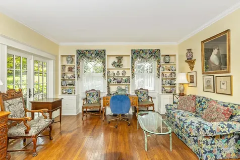 4 Horse Hollow Road Locust Valley NY 11560
