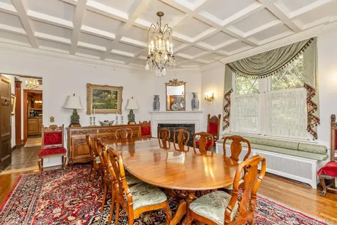 4 Horse Hollow Road Locust Valley NY 11560