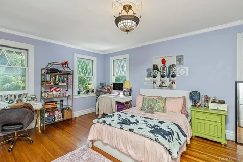 4 Horse Hollow Road Locust Valley NY 11560
