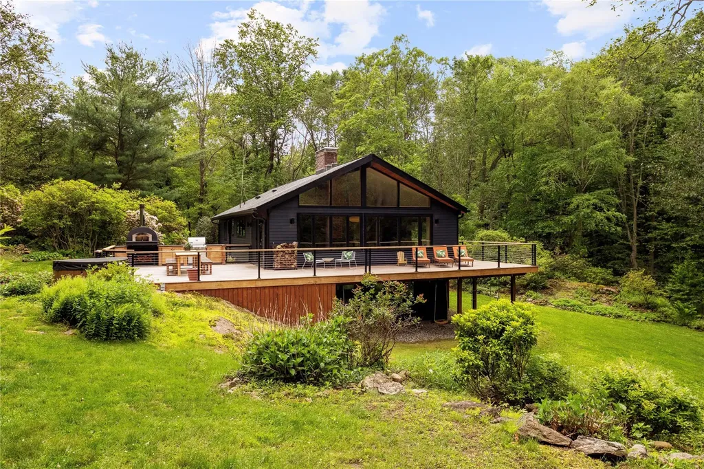15 Rockledge Road Pleasantville NY 10570