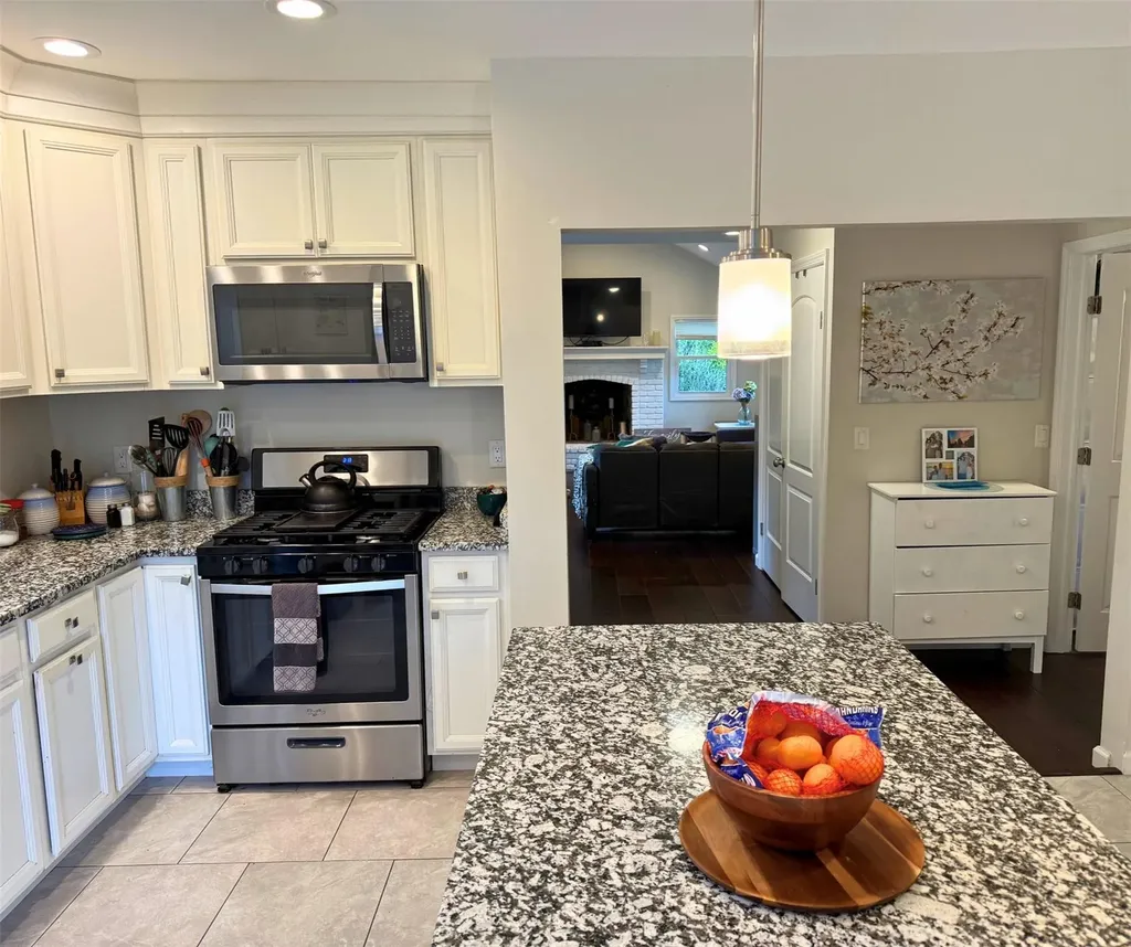 1 Roberta Street East Patchogue NY 11772