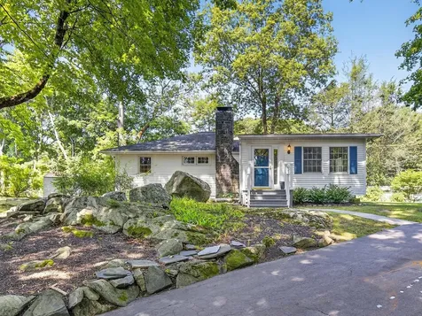 101 Vista Terrace S Mahopac NY 10541