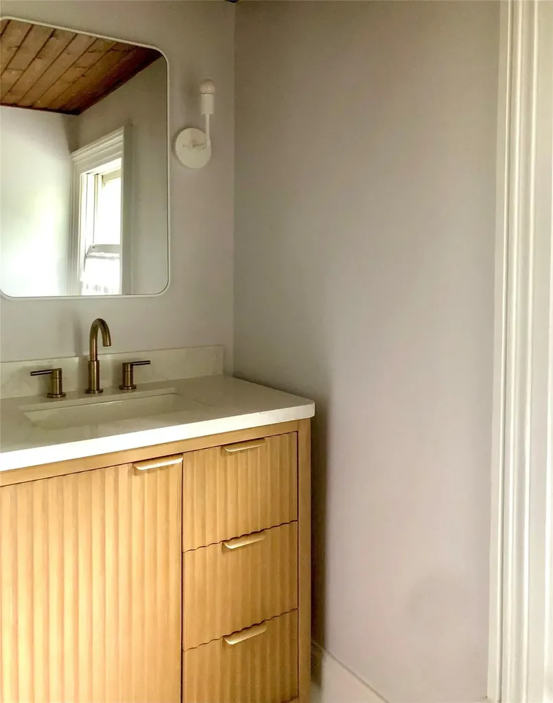 74 Fraleigh Street Red Hook NY 12571