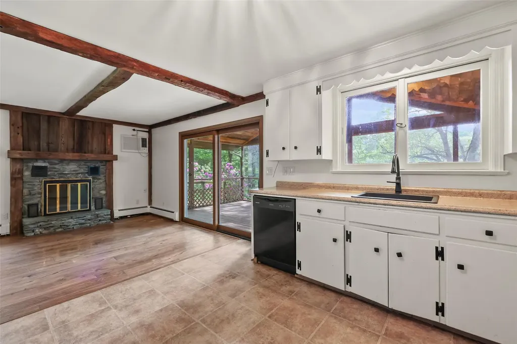 1122 Lake View Road Copake NY 12516