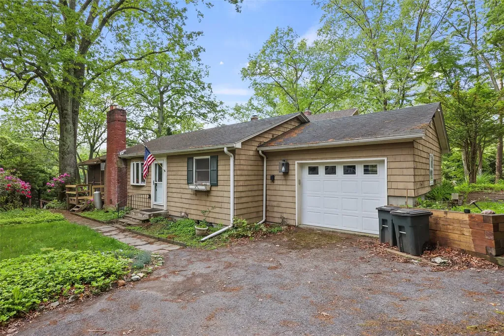 1122 Lake View Road Copake NY 12516
