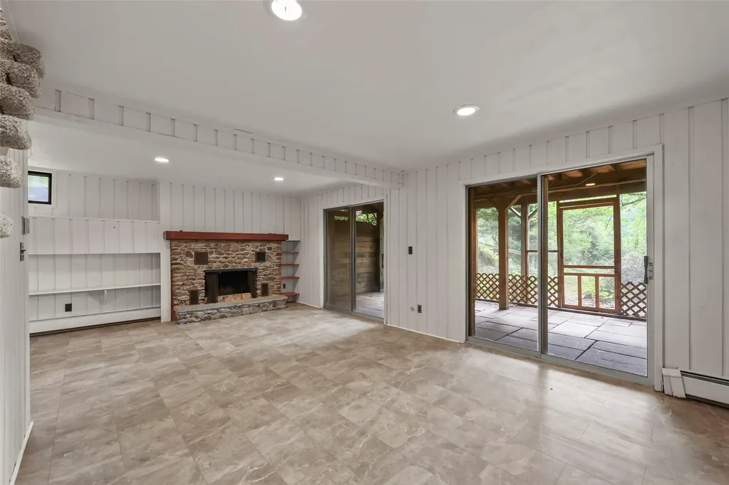 1122 Lake View Road Copake NY 12516