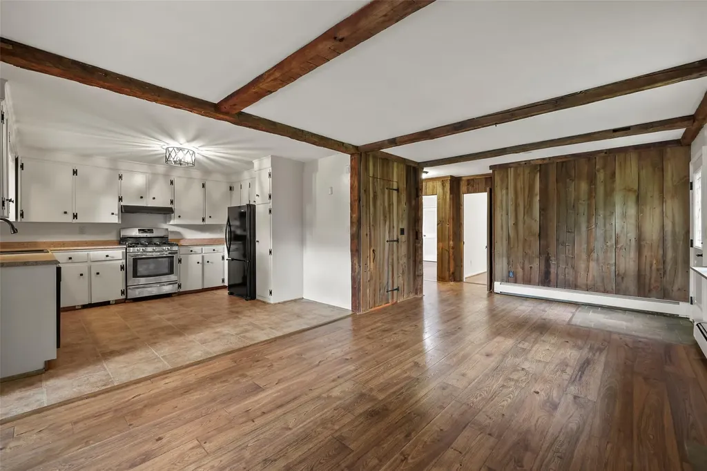 1122 Lake View Road Copake NY 12516