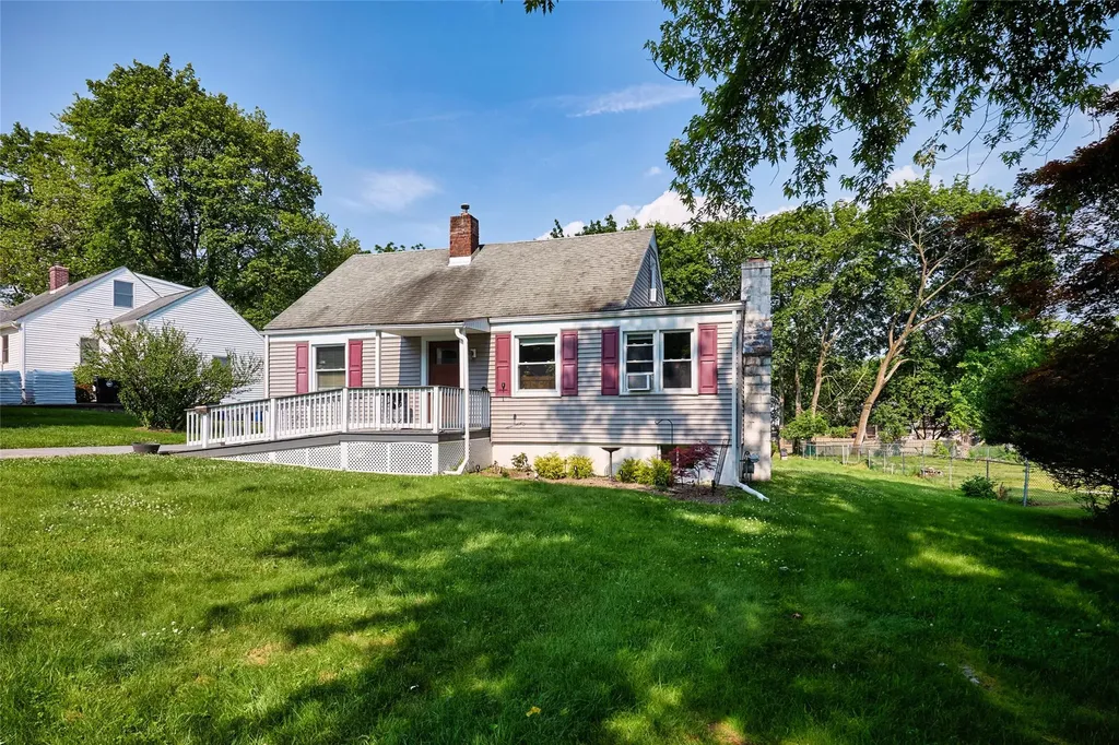 8 Spratt Avenue Poughkeepsie NY 12603