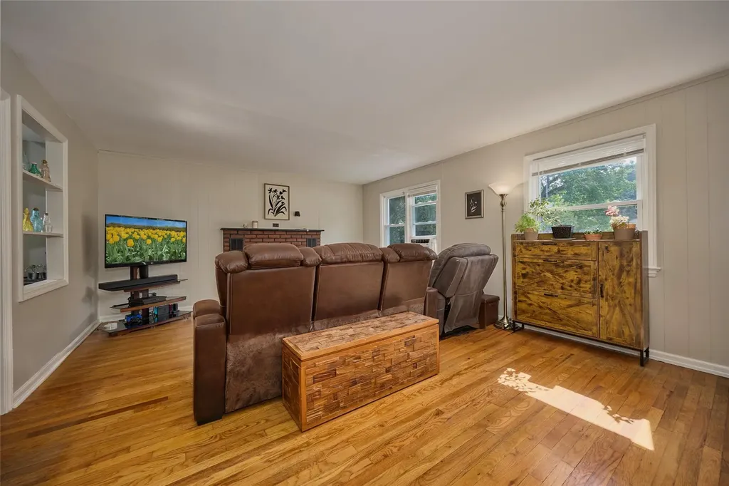 8 Spratt Avenue Poughkeepsie NY 12603