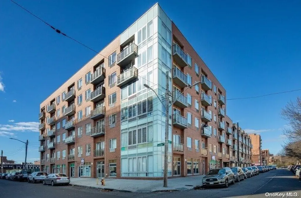13621 Latimer Place Flushing NY 11354