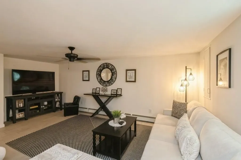 18 Robin Lane Kings Park NY 11754