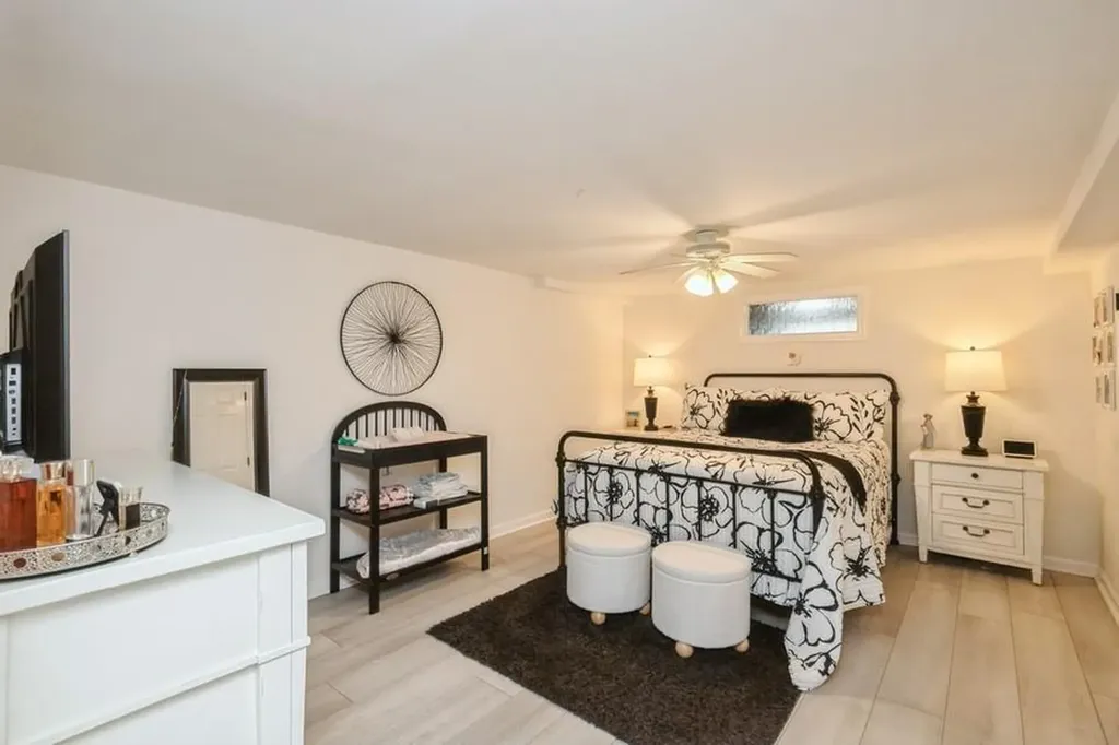 18 Robin Lane Kings Park NY 11754