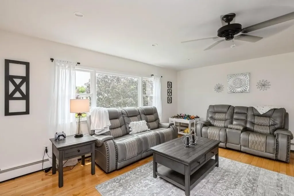 18 Robin Lane Kings Park NY 11754