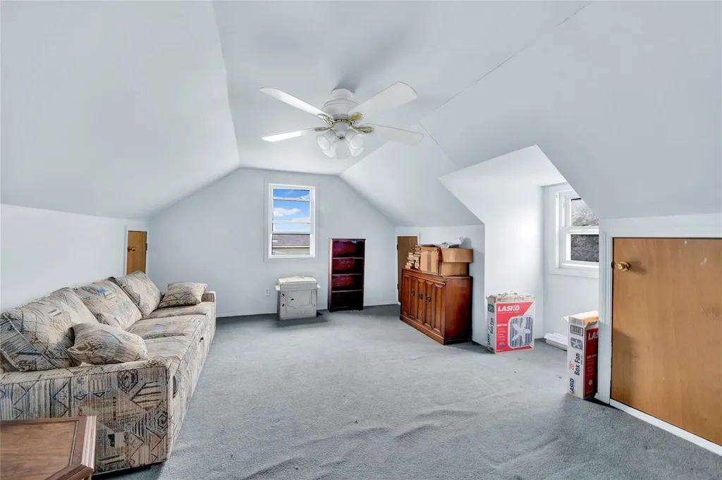 23 Lenox Place Freeport NY 11520