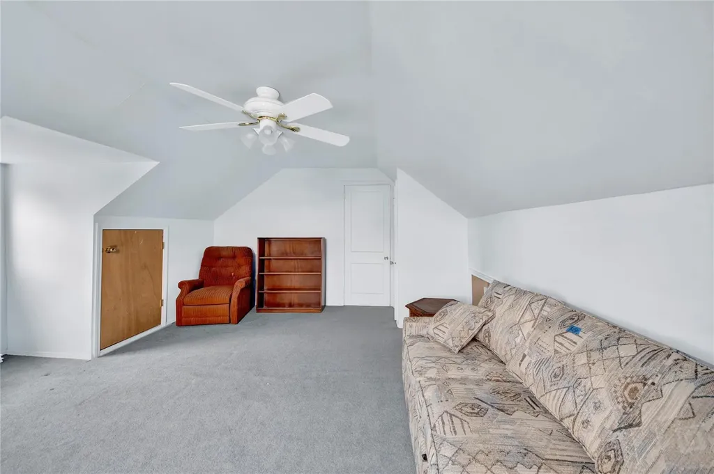 23 Lenox Place Freeport NY 11520