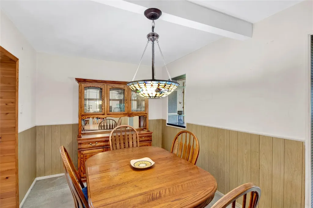 23 Lenox Place Freeport NY 11520