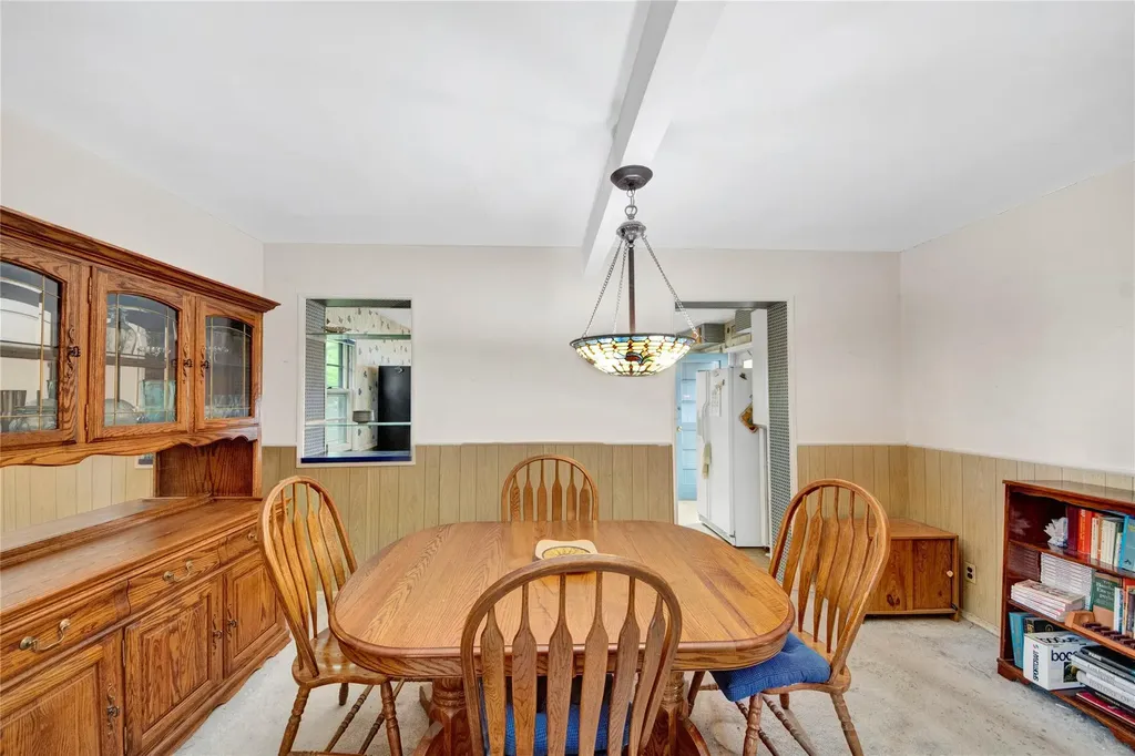 23 Lenox Place Freeport NY 11520