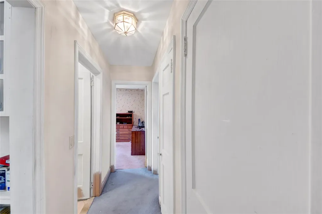 23 Lenox Place Freeport NY 11520