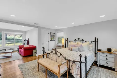 279 Hillcrest Lane Upper Brookville NY 11771