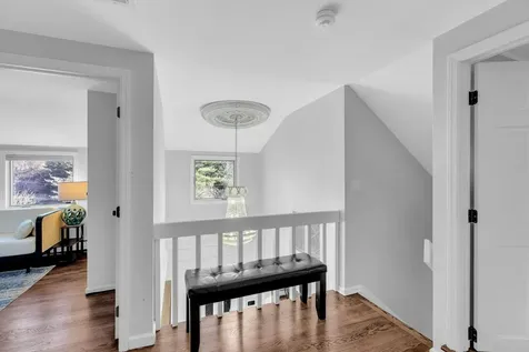 279 Hillcrest Lane Upper Brookville NY 11771