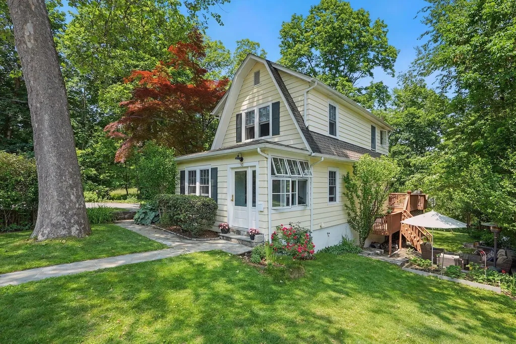 93 Huntville Road Katonah NY 10536