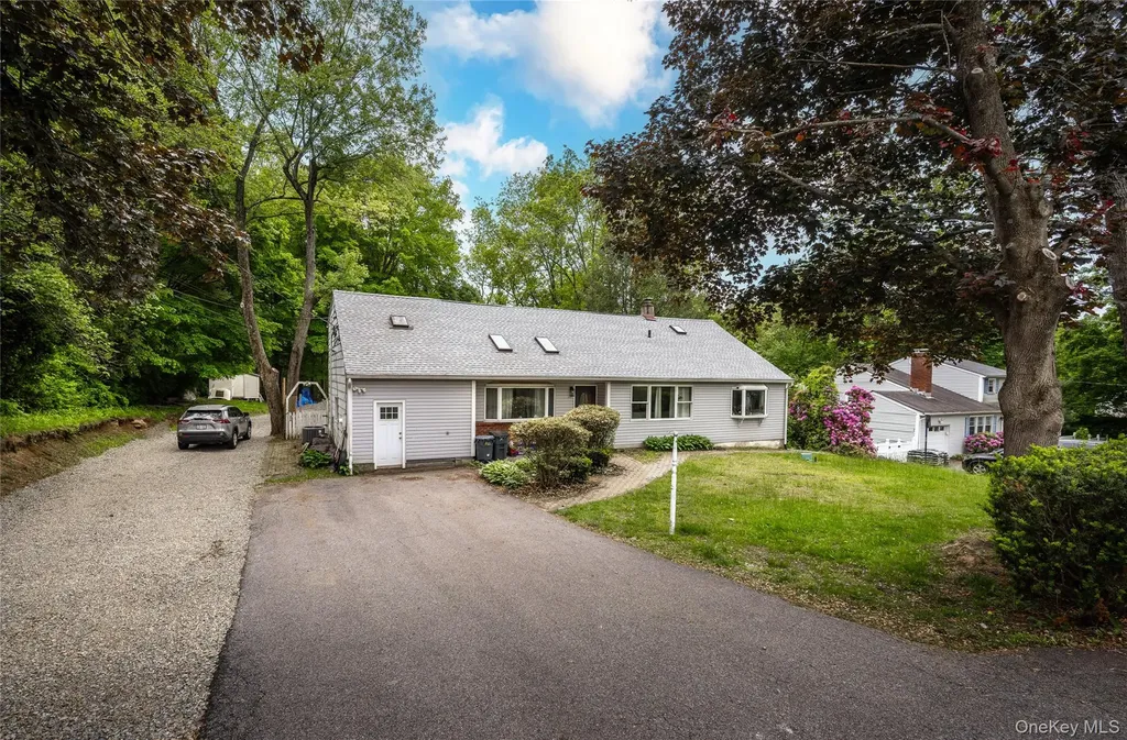 929 Fox Meadow Road Yorktown Heights NY 10598