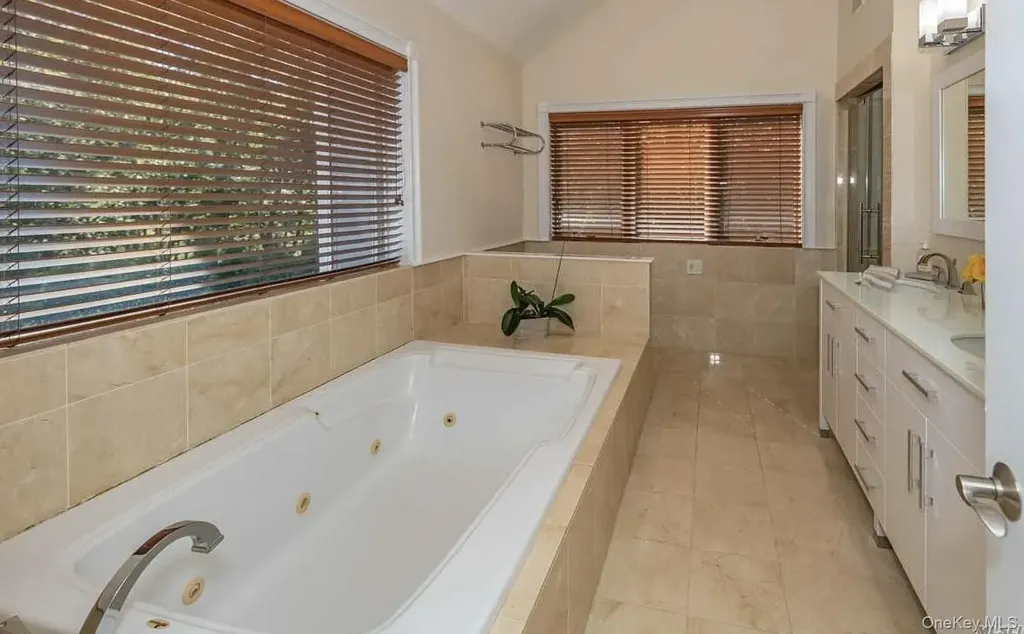 4 Douglas Court Hampton Bays NY 11946