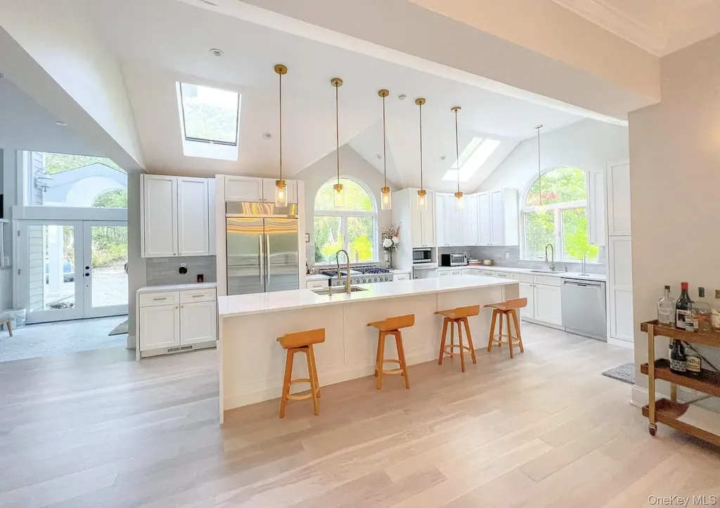 4 Douglas Court Hampton Bays NY 11946