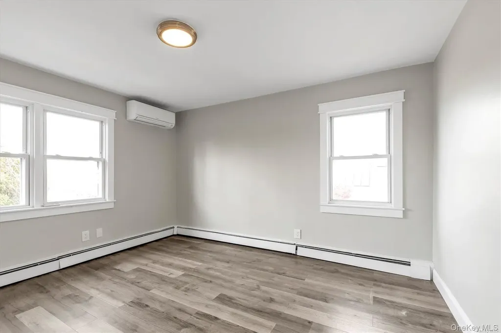 2492 Lefferts Place Bellmore NY 11710