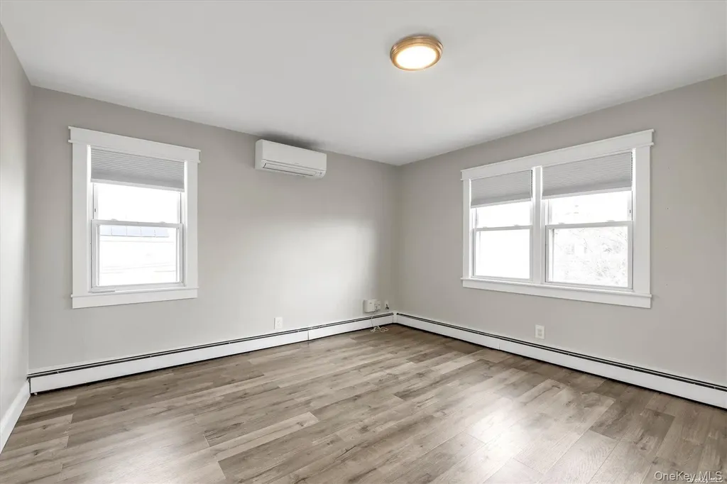 2492 Lefferts Place Bellmore NY 11710