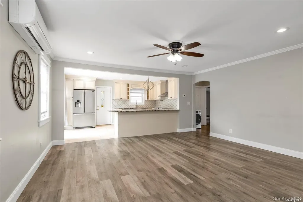 2492 Lefferts Place Bellmore NY 11710