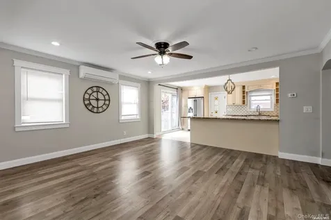 2492 Lefferts Place Bellmore NY 11710