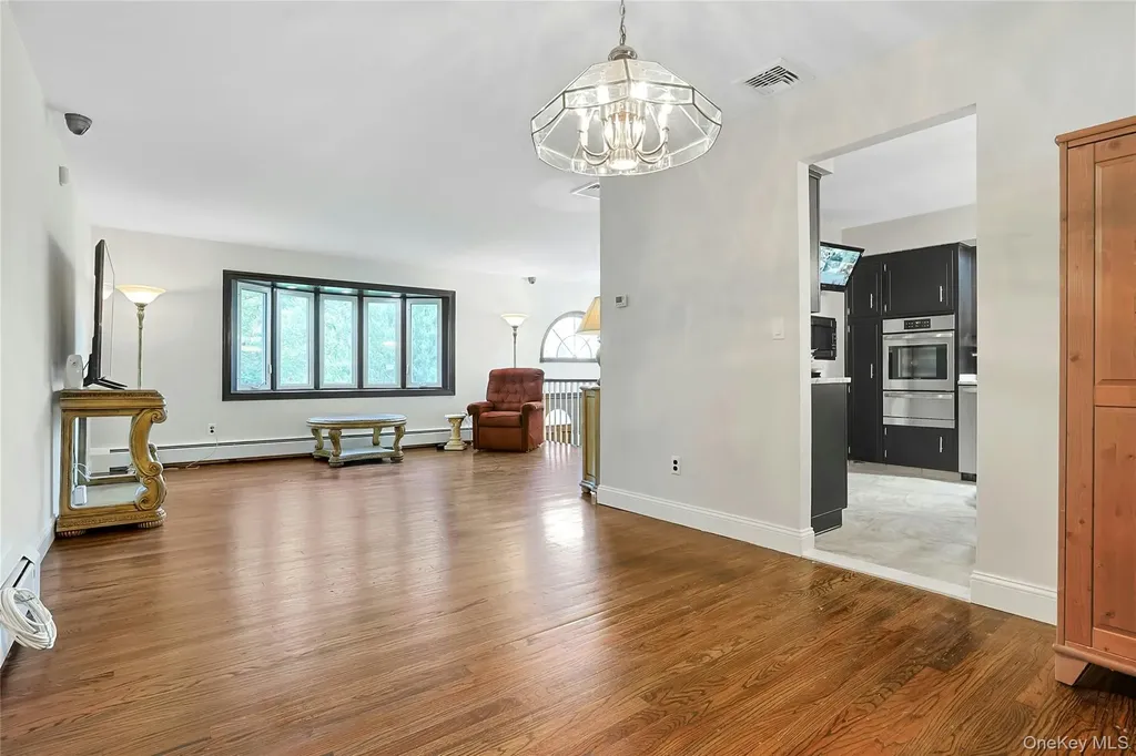 4 Suffern Place Garnerville NY 10923