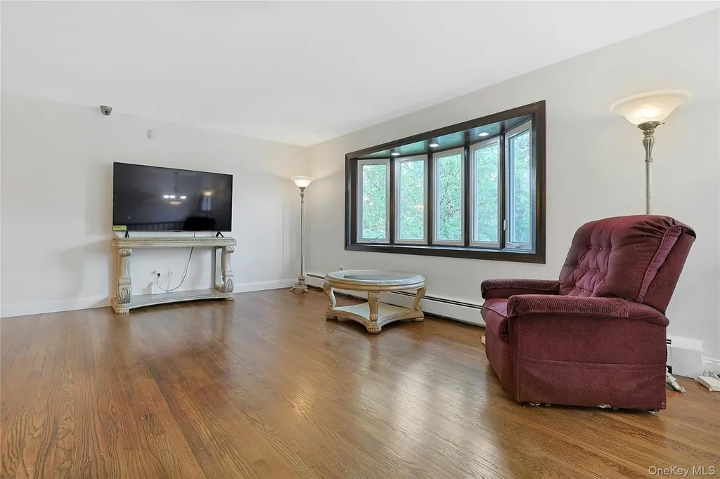 4 Suffern Place Garnerville NY 10923
