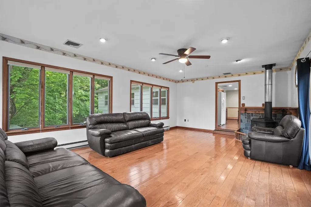 88 Shear Hill Road Mahopac NY 10541