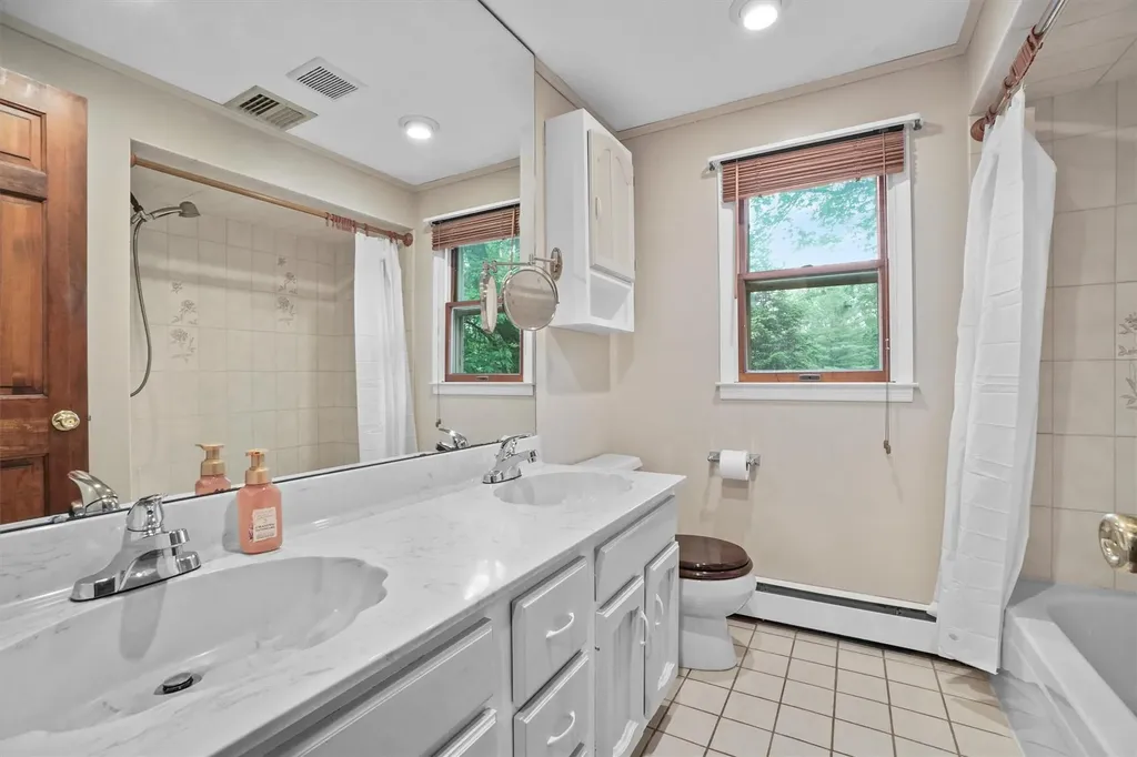 88 Shear Hill Road Mahopac NY 10541
