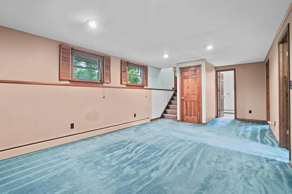 88 Shear Hill Road Mahopac NY 10541
