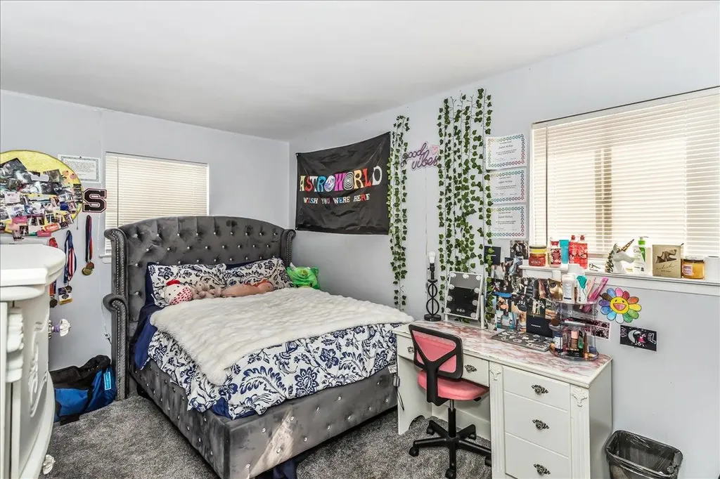 274 Central Park Road Plainview NY 11803