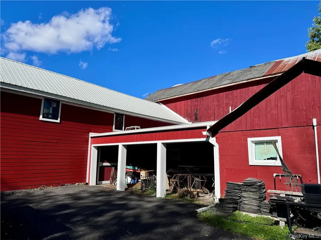 88 Prices Switch Road Warwick NY 10990