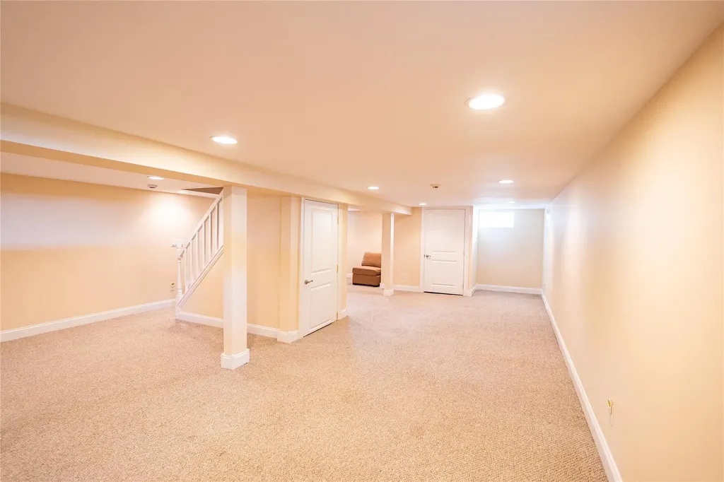 14 Gordon Avenue Plainview NY 11803