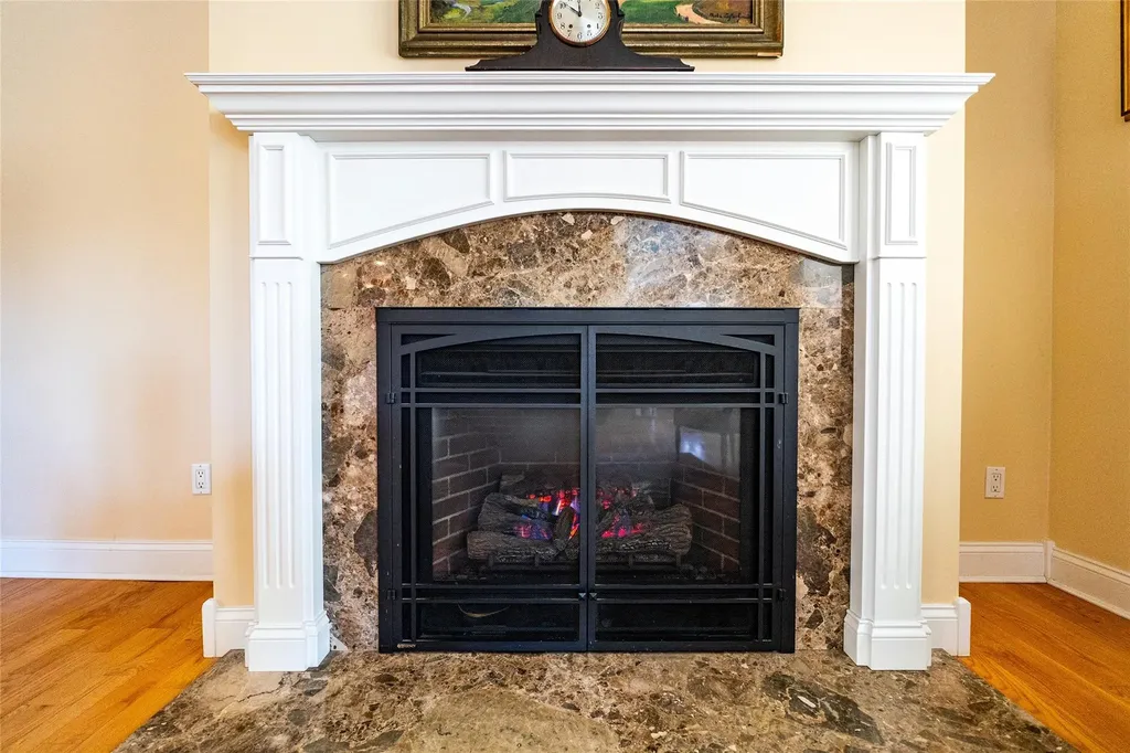 14 Gordon Avenue Plainview NY 11803